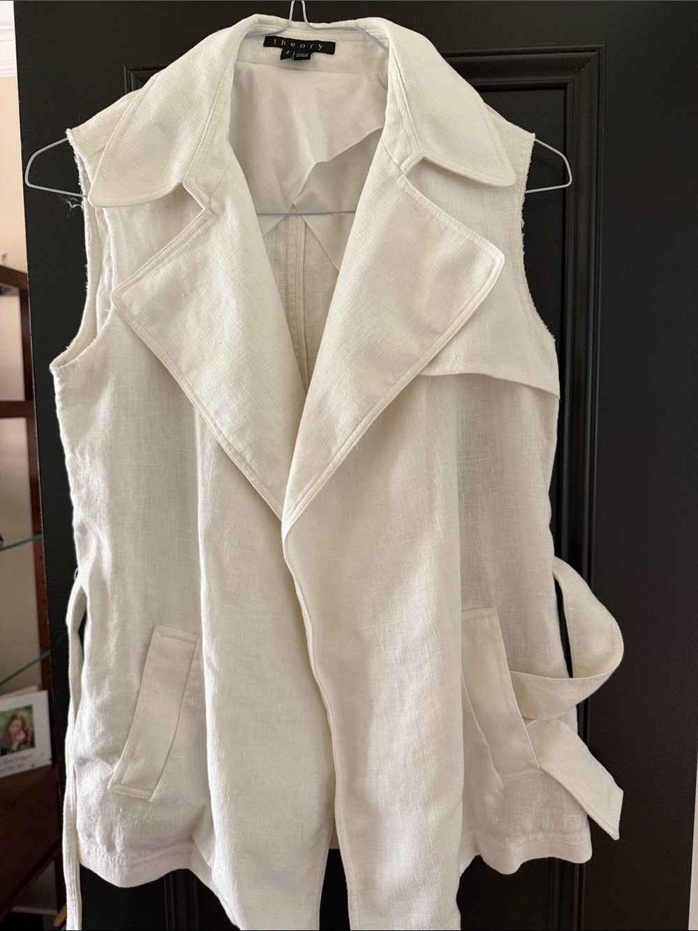 Theory white Sleeveless Trench Vest with Notch Lapel
